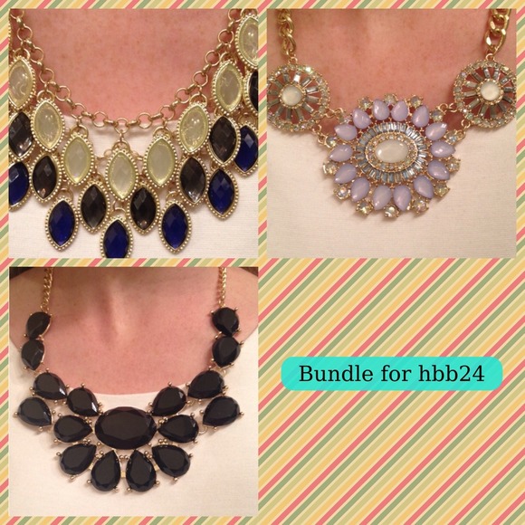 Jewelry - Bundle for hbb24 Medallion necklace