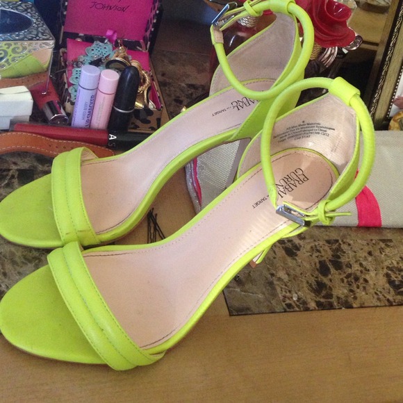 RARE prabral gurung neon green ankle strap sandle - Picture 2 of 3