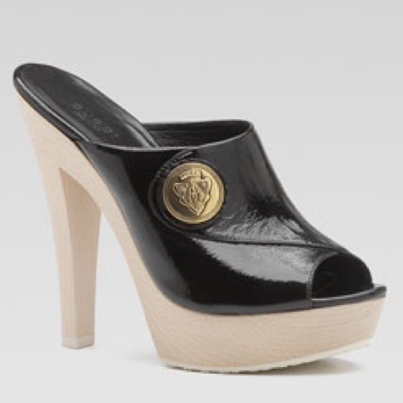 Gucci Shoes - Gucci Black Patent Leather Hysteria Clog 9.5/39.5