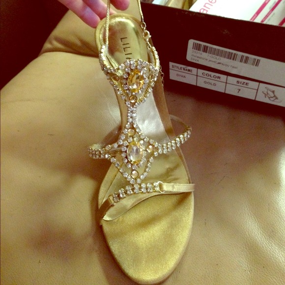 Gold prom shoes