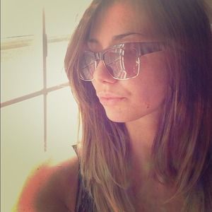 GUESS hipster square sunglasses!