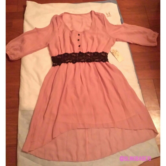Gifted!!✂Clearance!✂ 🎊H/P 🎊Peach high low dress - Picture 2 of 3