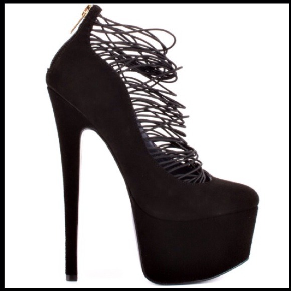 Looking for in a size 7.5.. - Picture 1 of 1