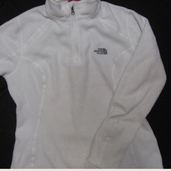 TKA Northface Fleece Sweater no pets no smoking