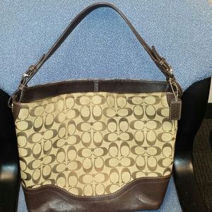 Authentic signature Coach shoulder bag