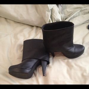 Maurice's brand high heeled boots