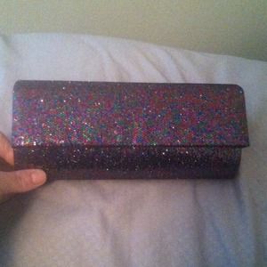 Sparkle clutch