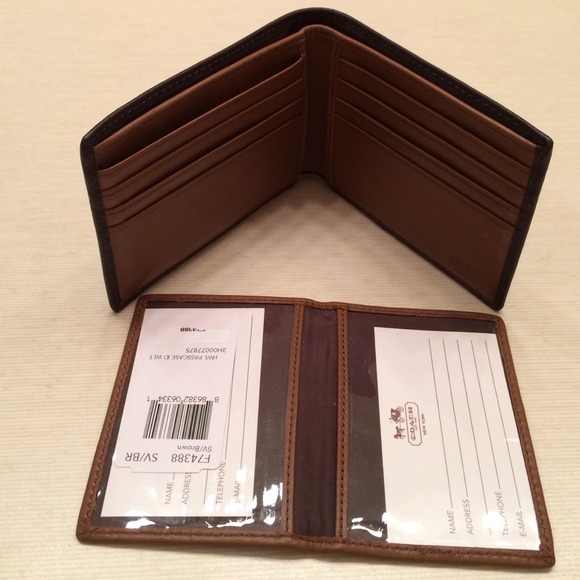 💌BUNDLED💌 NWT Coach wallet. - Picture 4 of 4