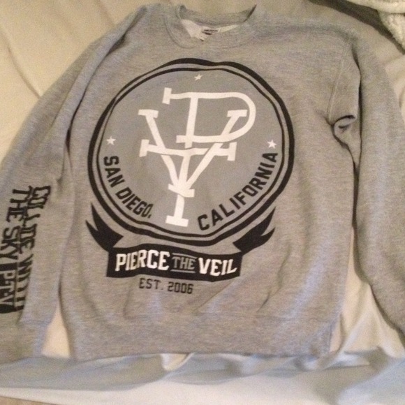 *On hold* Pierce the veil crewneck