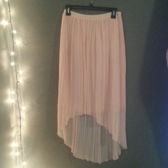 TRADED IN BUNDLE Peach highlow skirt