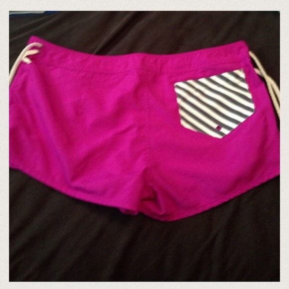 Purple short