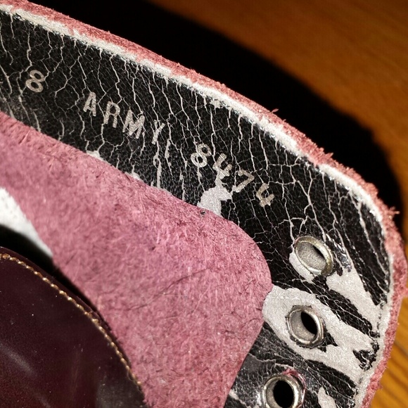 RETRO Burgundy Heeled Boots - Picture 3 of 3