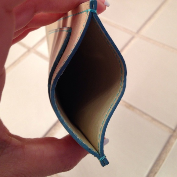 Leather iPhone & card holderš - Picture 3 of 3