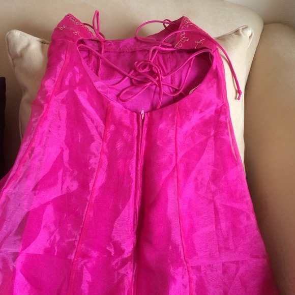 Teen Prom Dress. Pink - Picture 3 of 4