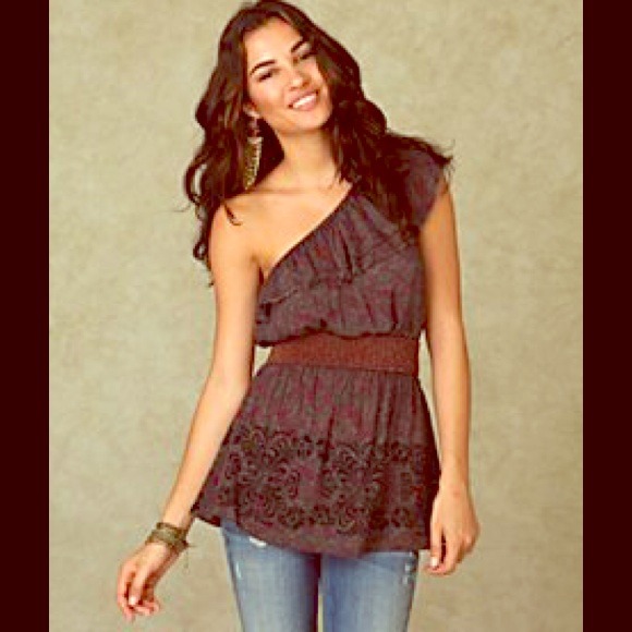 Free People One a Shoulder Top in Purple