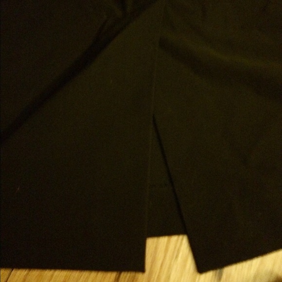 SOLD IN BUNDLE Theory chocolate brown pencil skirt - Picture 4 of 4