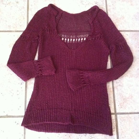 🔴SOLD🔴Brandy Melville Maroon Kari Knit - Picture 2 of 4