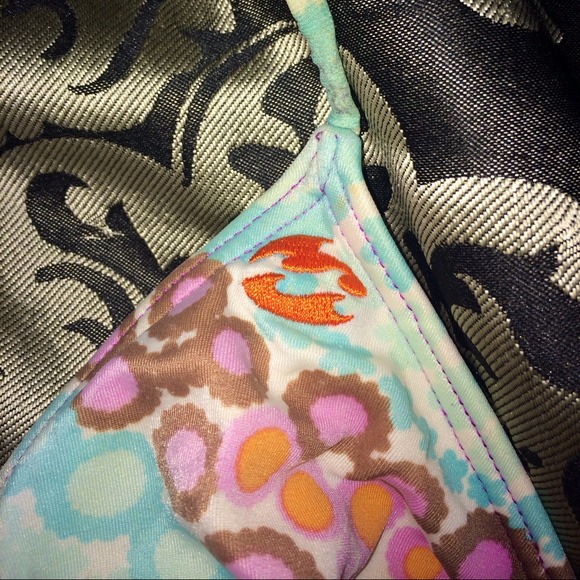 Billabong bikini! 👙 - Picture 2 of 3