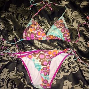 Billabong bikini! 👙