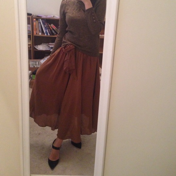 ⛔️Sold⛔️Skirt from Mango
