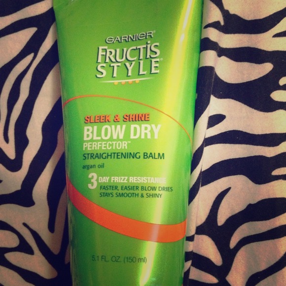 Blow dry perfector