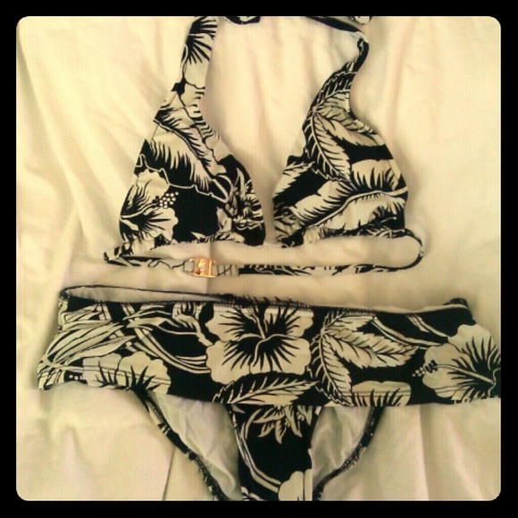 Ralph Lauren 2 piece floral suit black and white