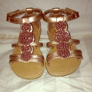 PINK STRAPPY SANDALS!!! 5 TODDLER!!