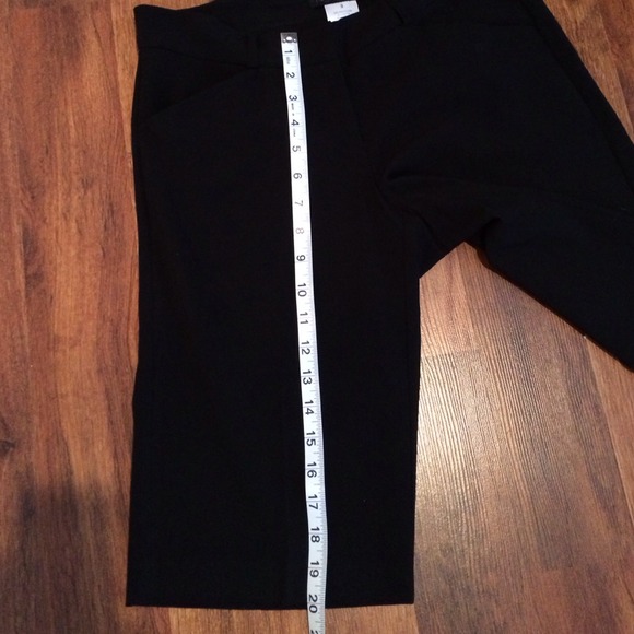 BLACK DRESS CAPRI - Picture 3 of 3