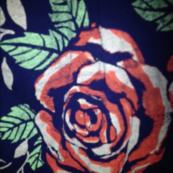 Cute strapless dress - Picture 2 of 3