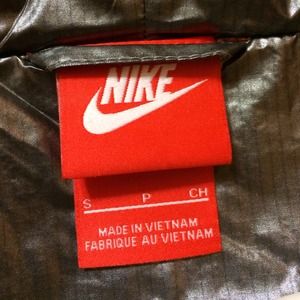 Nike wind breaker
