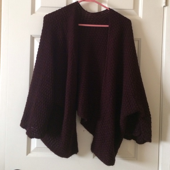 ❌Sold❌Brandy melville maroon sweater