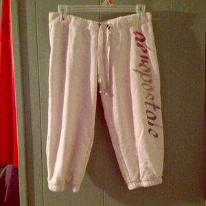 White Aeropostale capris