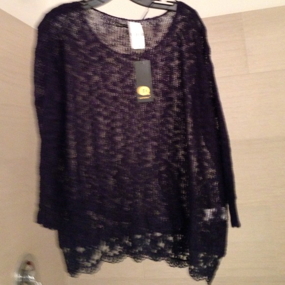 LF navy sweater - Picture 2 of 3