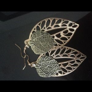 Leaf earings