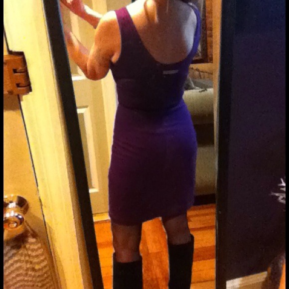 FREE W/ BUNDLE🌺Vintage Espirit Body Con Dress🌺 - Picture 4 of 4