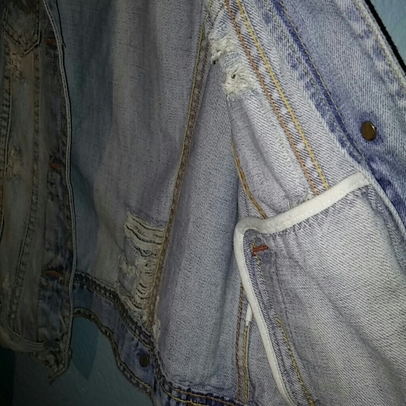 Light blue jacket - Picture 4 of 4