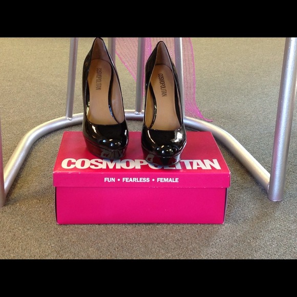 REDUCED New Cosmopolitan Black Patent Heels