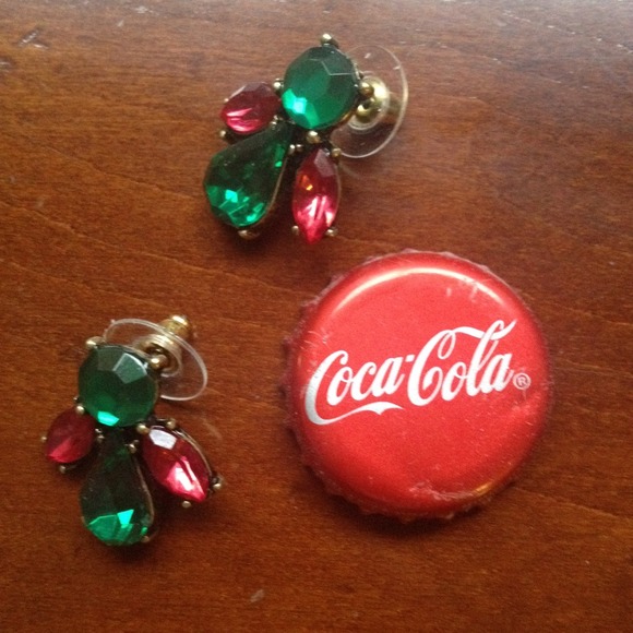 🔴SOLD🔴Fleur Pink and Green Studs - Picture 3 of 3