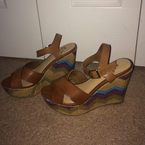 Wedge Heels! - Picture 1 of 3