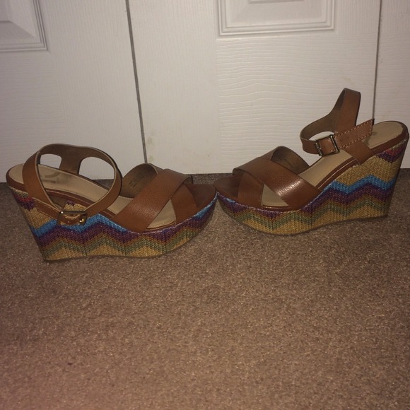 Wedge Heels! - Picture 2 of 3