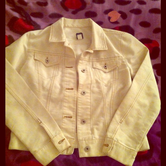 ❤️SOLD on eBay😁 Tan Denim Gap Jacket