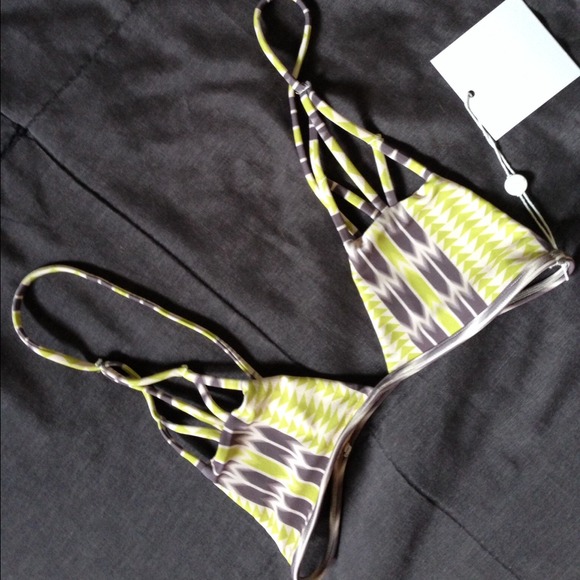 ❌SOLD❌ Acacia santorini top, arrow, small
