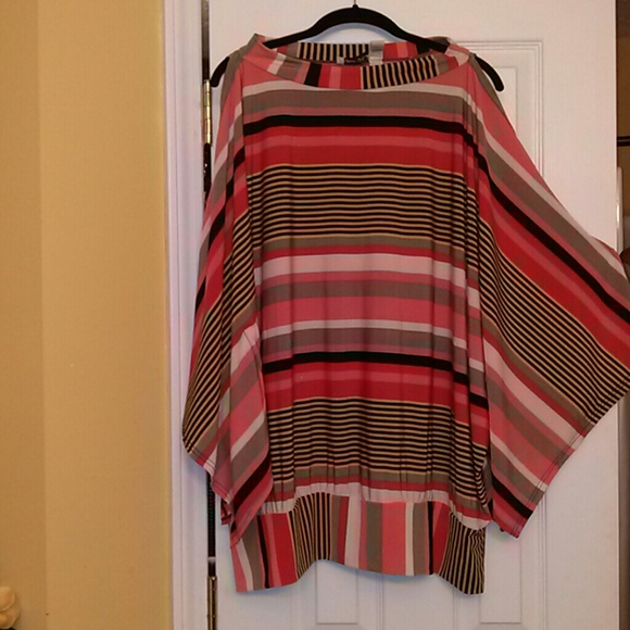 **HOLD***mamacow44***Top