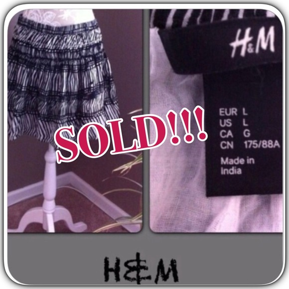 #303   🎀🎀H & H BLACK AND WHITE SKIRT🎀🎀