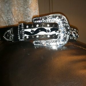 Shirt,leggins,belt,thongs,curler bundle