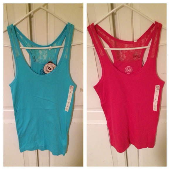 Bundle of 2 lace tank tops