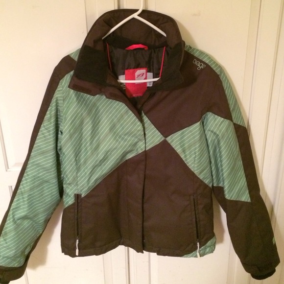 Insulated Ski Jacket (Size M)