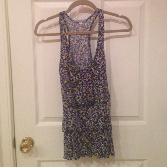 Flower ruffle tank top.
