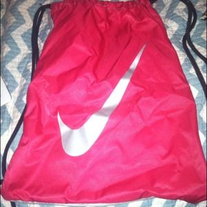 Nike drawstring bag