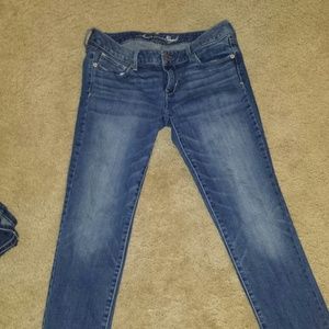 *SOLD ON OTHER SITE* Light wash skinny jeans
